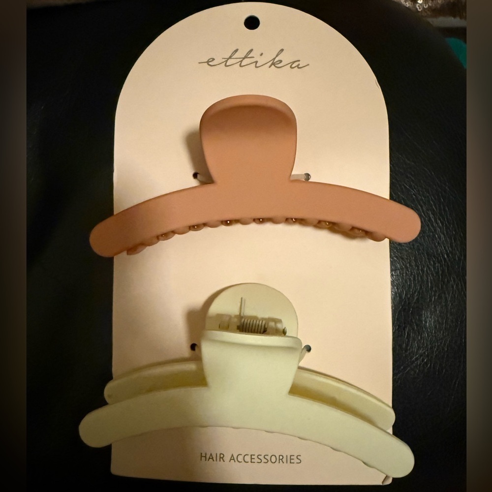 ETTIKA Weekday Warrior Hair Claw Set - Picture 2 of 4